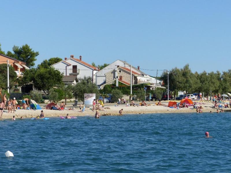 Croliday Apartment With Pool Nin Vrsi Exterior photo