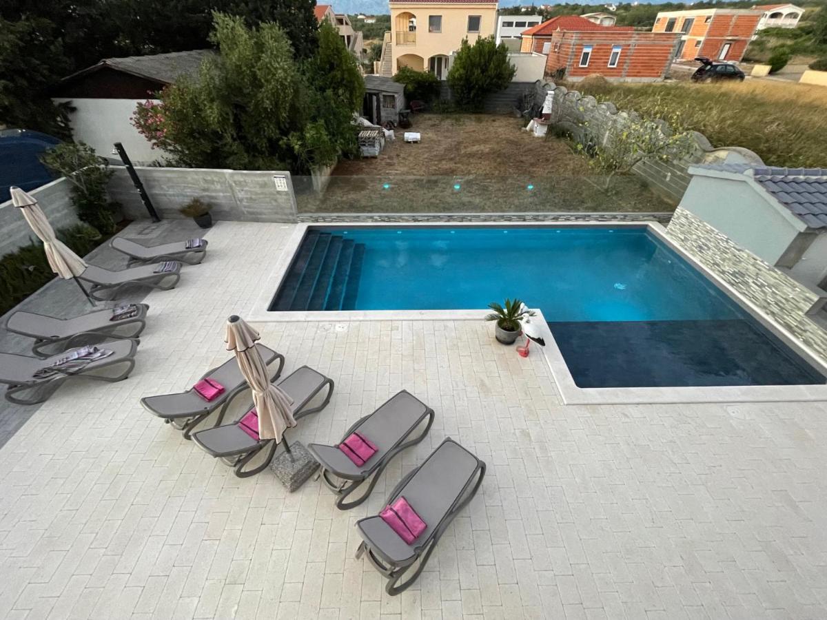 Croliday Apartment With Pool Nin Vrsi Exterior photo