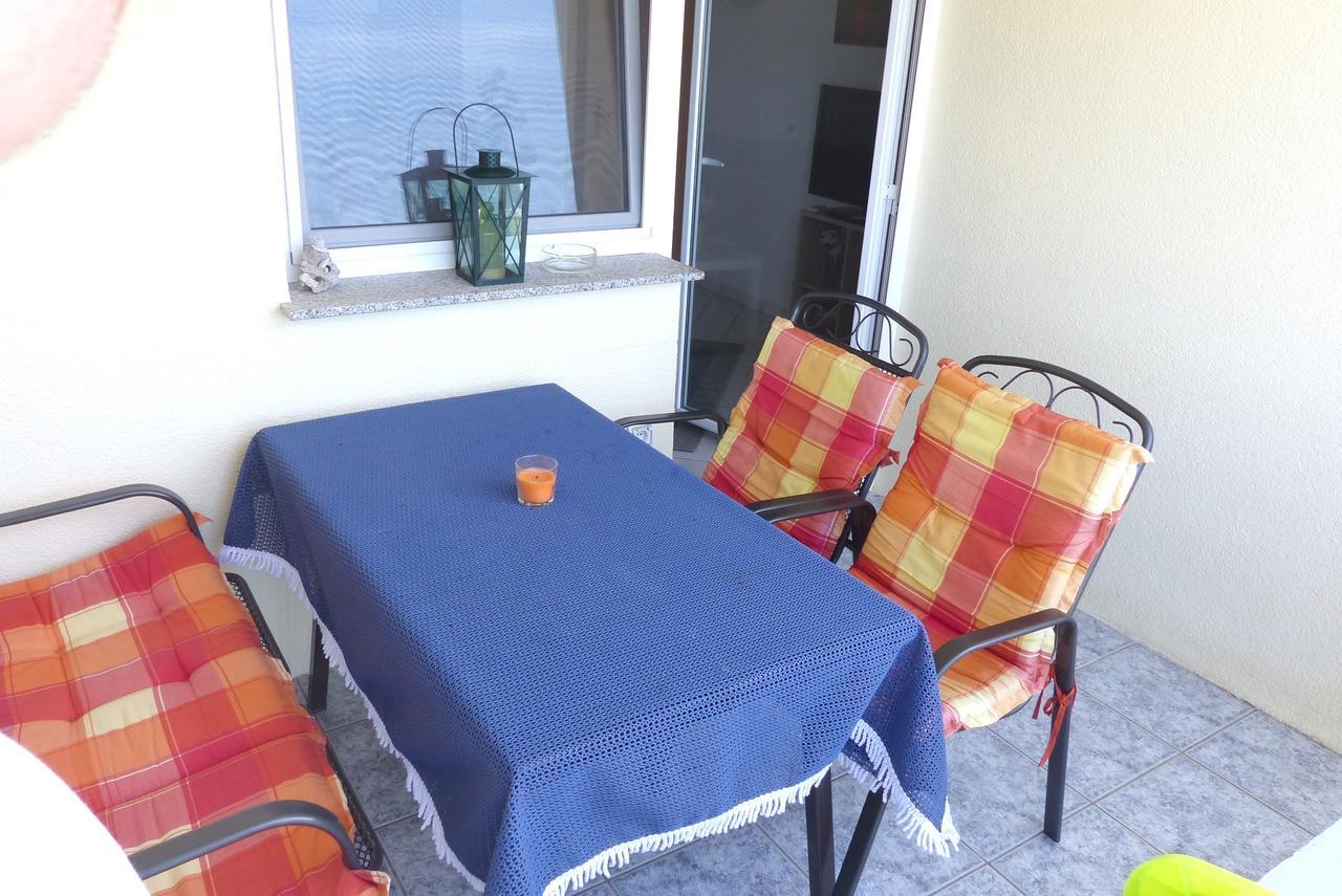 Croliday Apartment With Pool Nin Vrsi Exterior photo