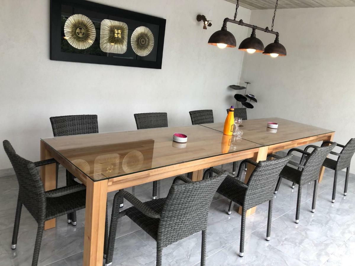 Croliday Apartment With Pool Nin Vrsi Room photo